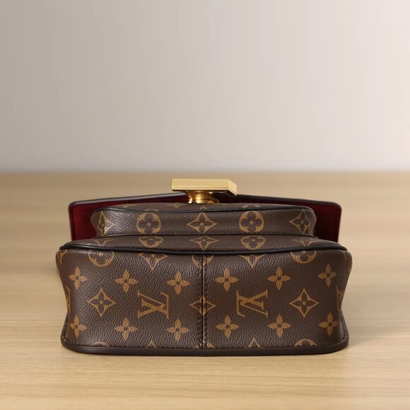 🍀Louis Vuitton Passy Bag Monogram - Picture 5 of 10